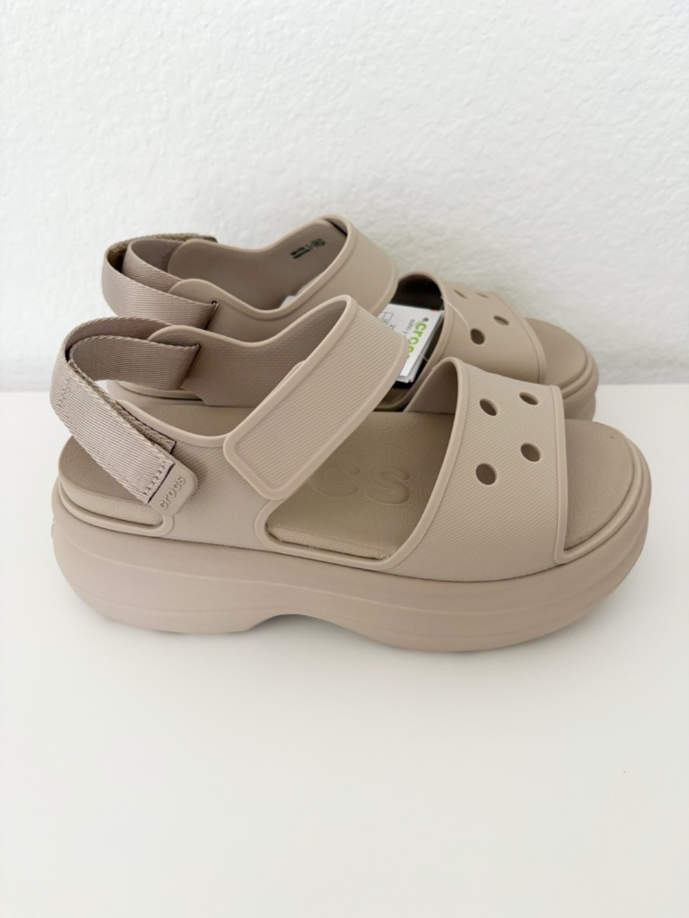 Crocs Soho Y-Strap Sandals Women’s Size 6 Dulce New - Picture 5 of 12